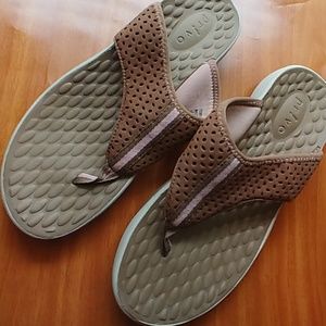 Clark's Privo sandals